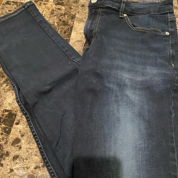 Lot of American Eagle & Hollister Jeans
